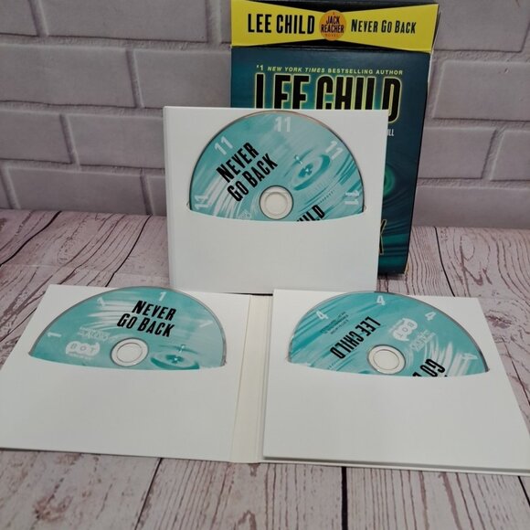 Never Go Back: A Jack Reacher Novel - Audio CD By Child, Lee - VERY GOOD - Picture 4 of 4